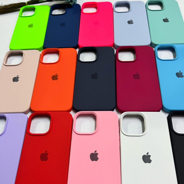 Capinha Capa Para iPhone 14/14 Pro/14 Pro Max/14 Plus Protetora de Silicone Aveludada - Image 6