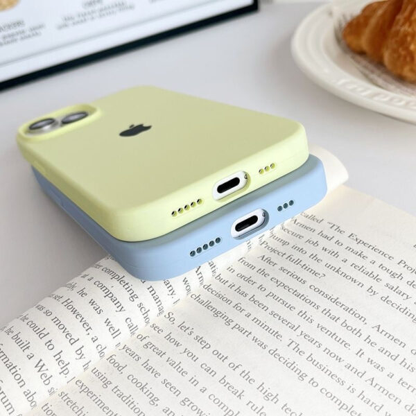 Capinha Capa Para iPhone 14/14 Pro/14 Pro Max/14 Plus Protetora de Silicone Aveludada - Image 3